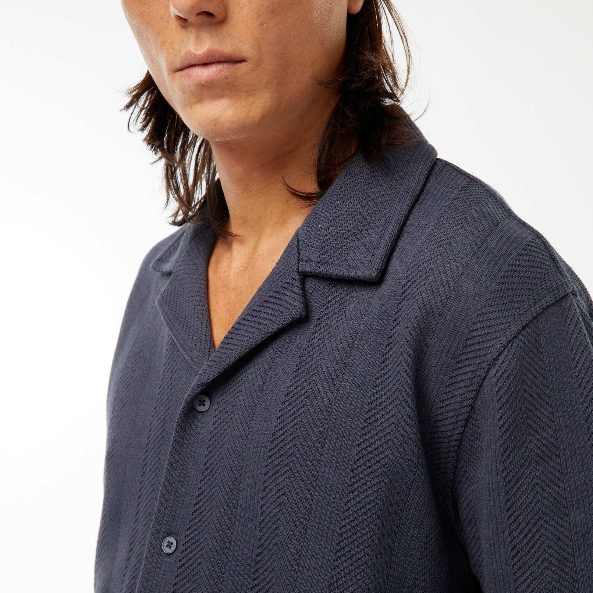 Short-sleeved openwork knit fabric shirt BLUE