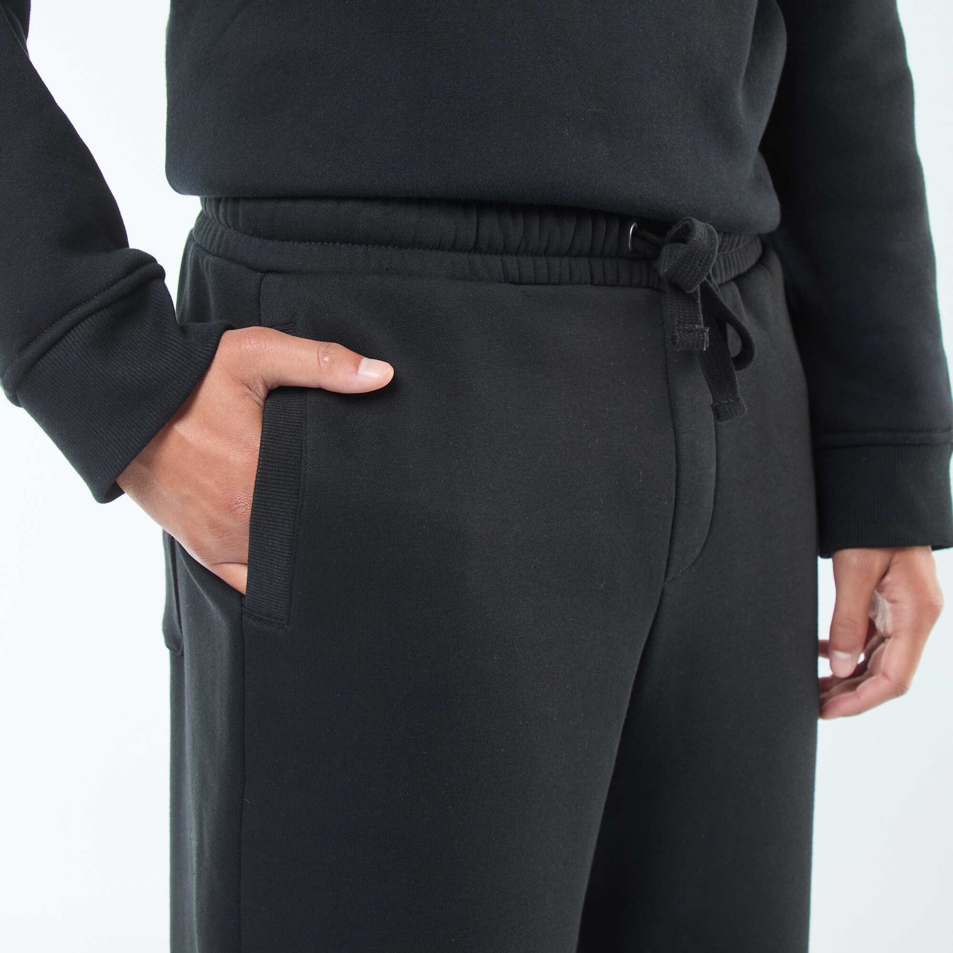 Plain joggers with drawstrings at the waist BLACK