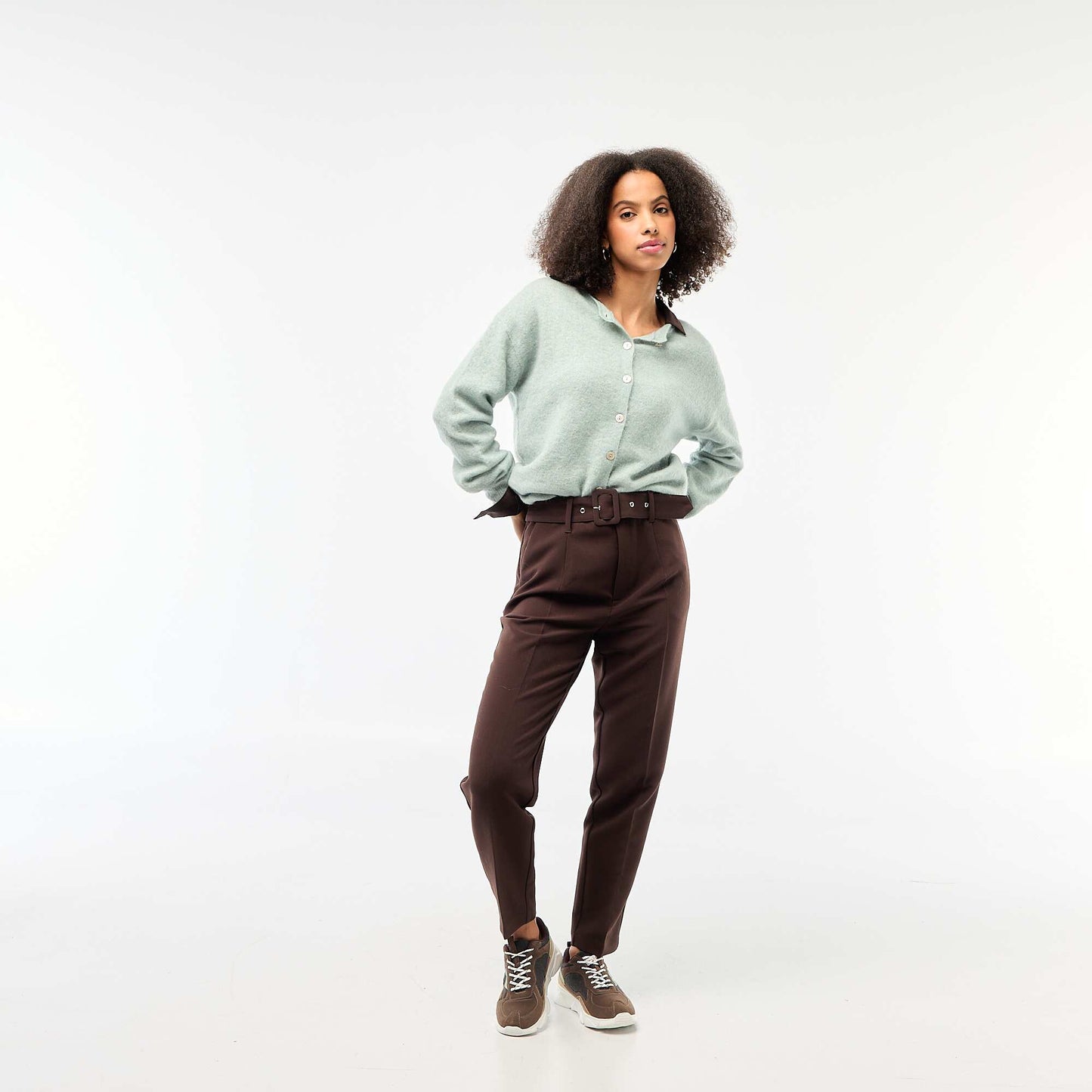 Flowy Carrot Trousers with Buckle Belt BROWN