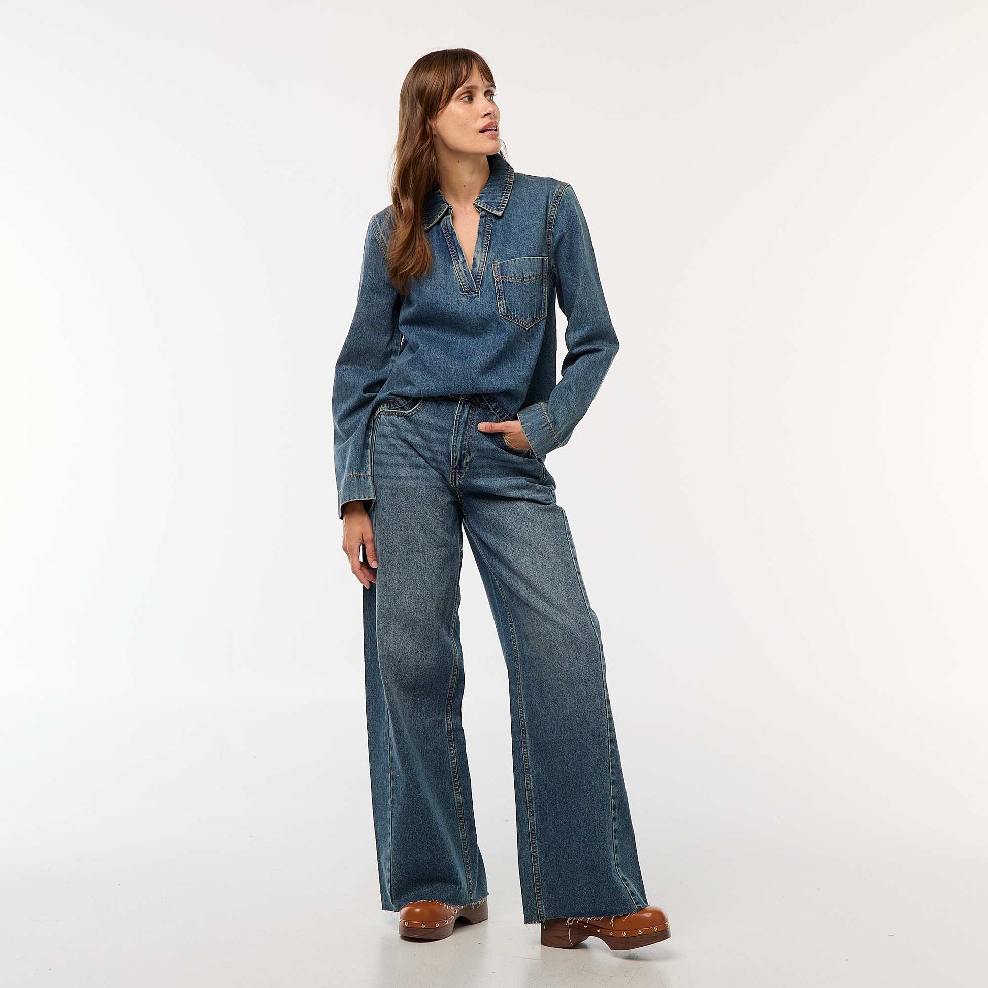 Wide Leg Jeans with Raw Hem BLUE