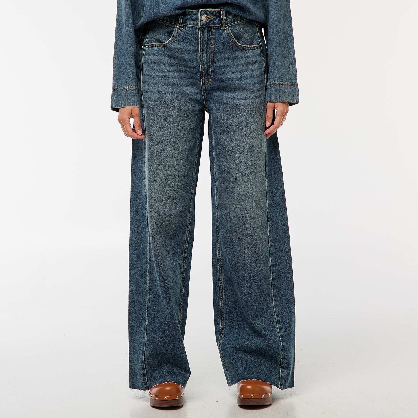 Wide Leg Jeans with Raw Hem BLUE