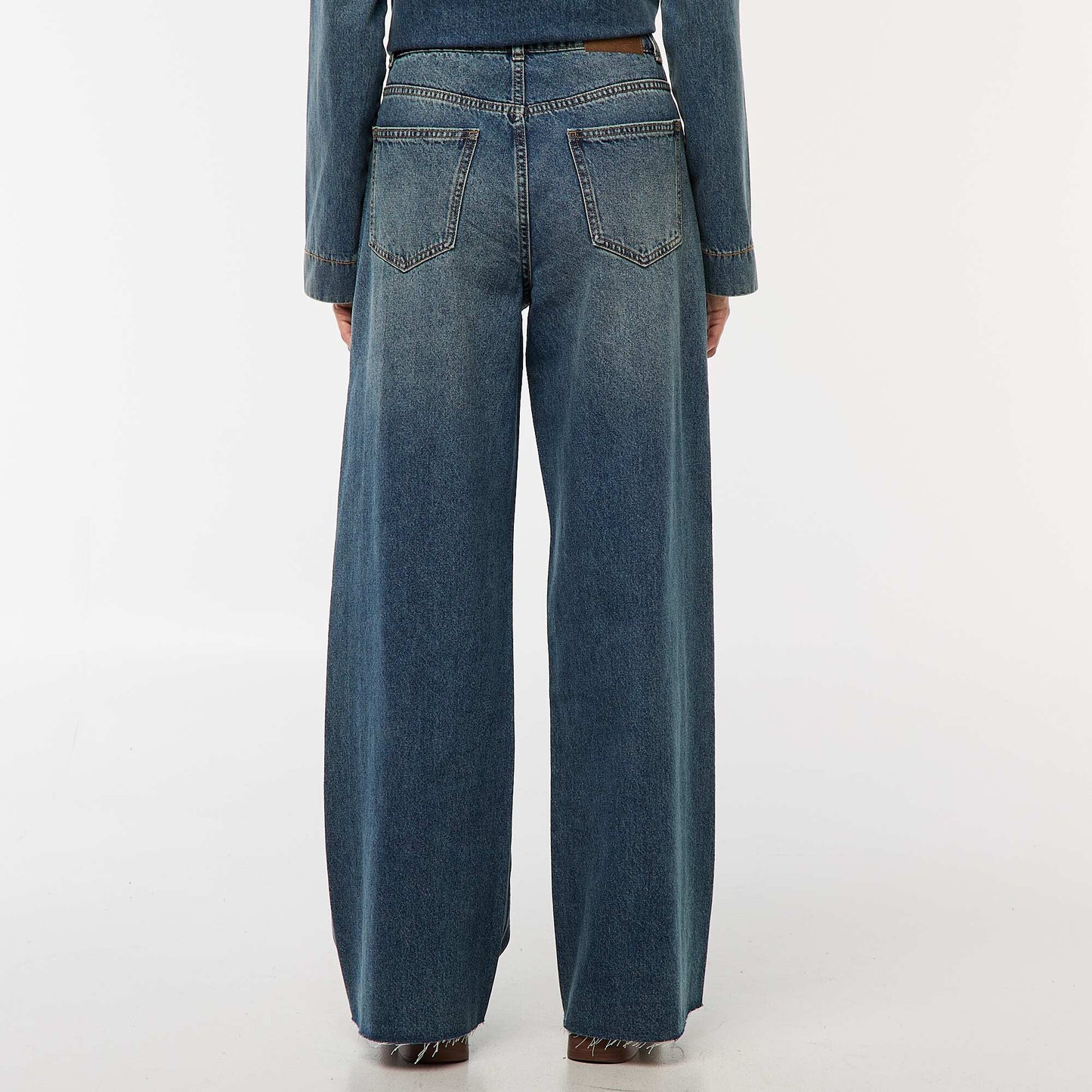 Wide Leg Jeans with Raw Hem BLUE