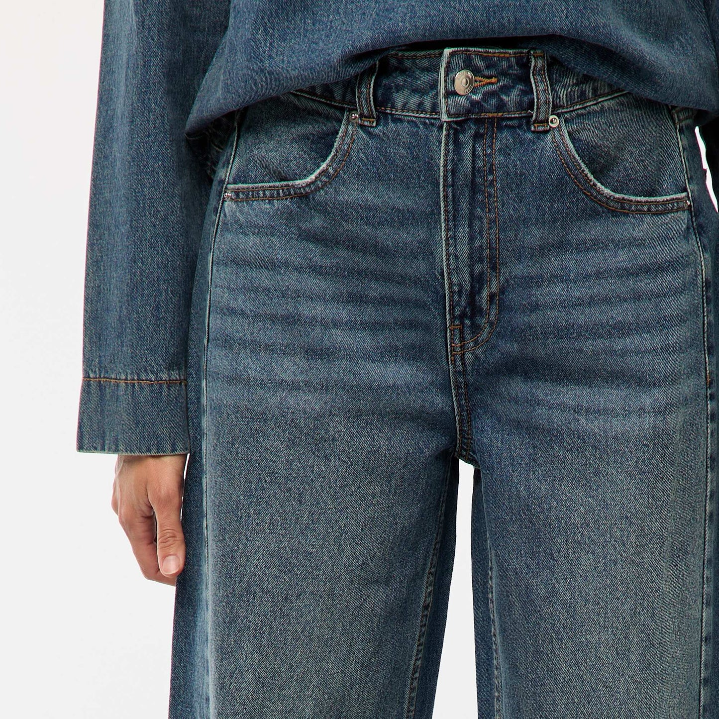 Wide Leg Jeans with Raw Hem BLUE