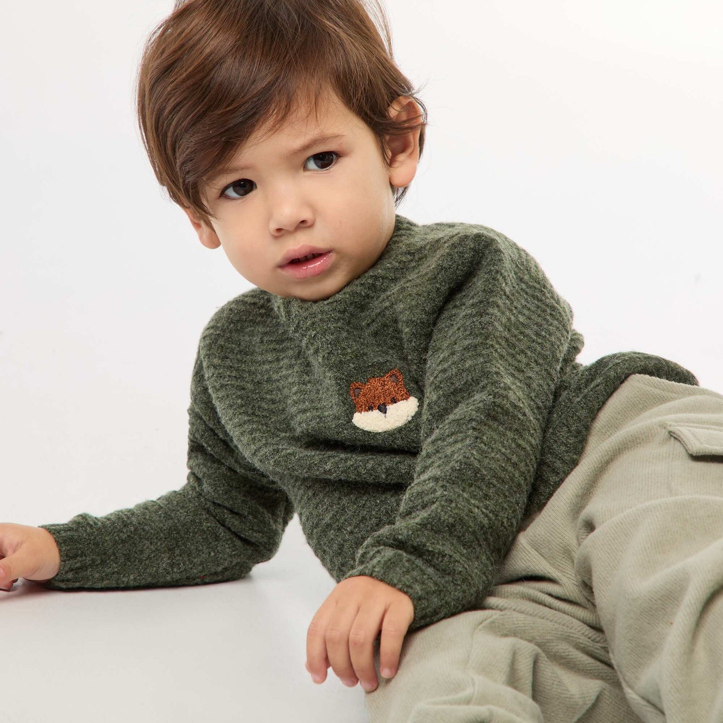 Knit Crew Neck Sweater with Chest Embroidery GREEN