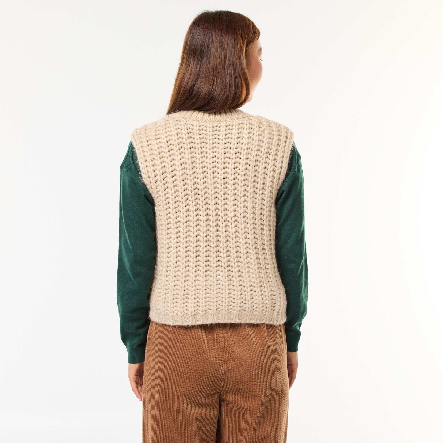 Sleeveless Cardigan with Large Hammered Button Opening BEIGE