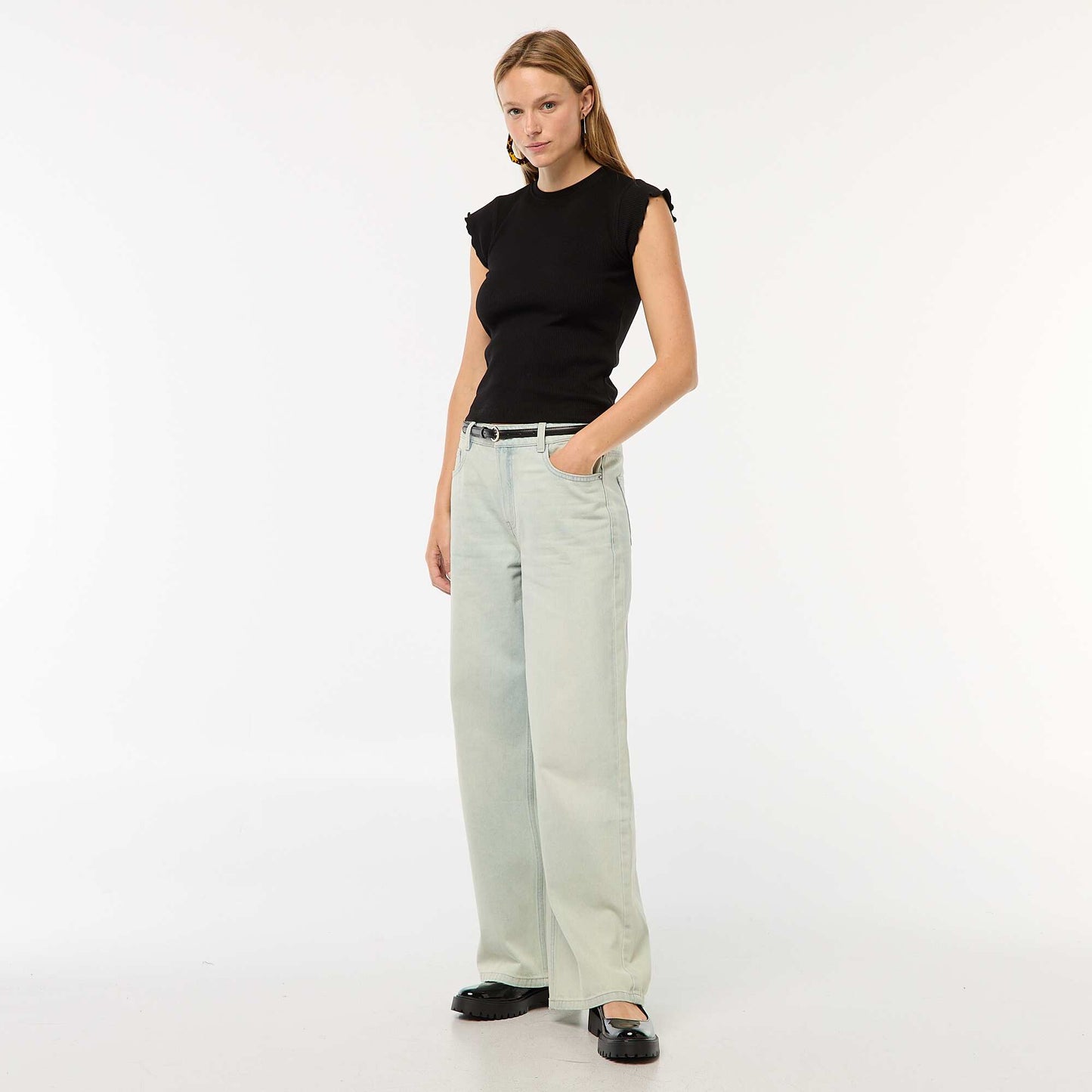 Ribbed T-shirt with flounced sleeves BLACK
