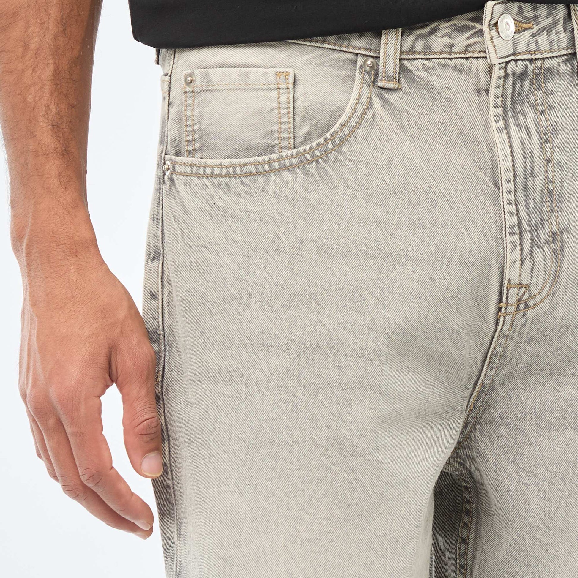 Wide Leg / Relaxed Fit 5-Pocket Jeans GREY