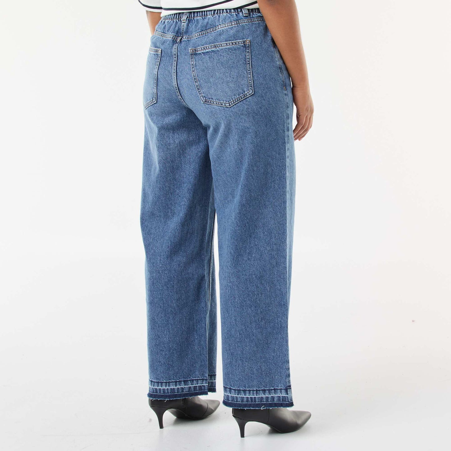 Wide Leg Jeans with Raw Hem BLUE