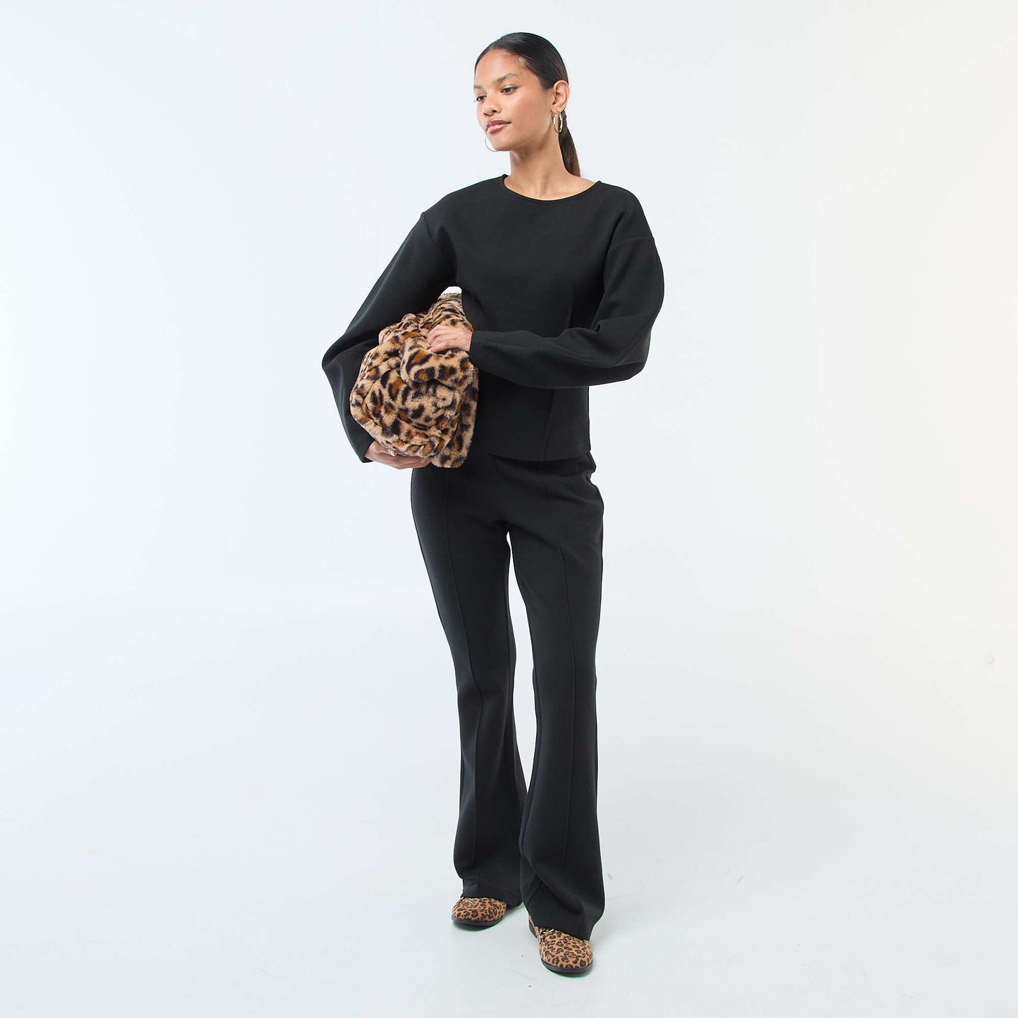 Peplum Sweatshirt with Round Neck BLACK
