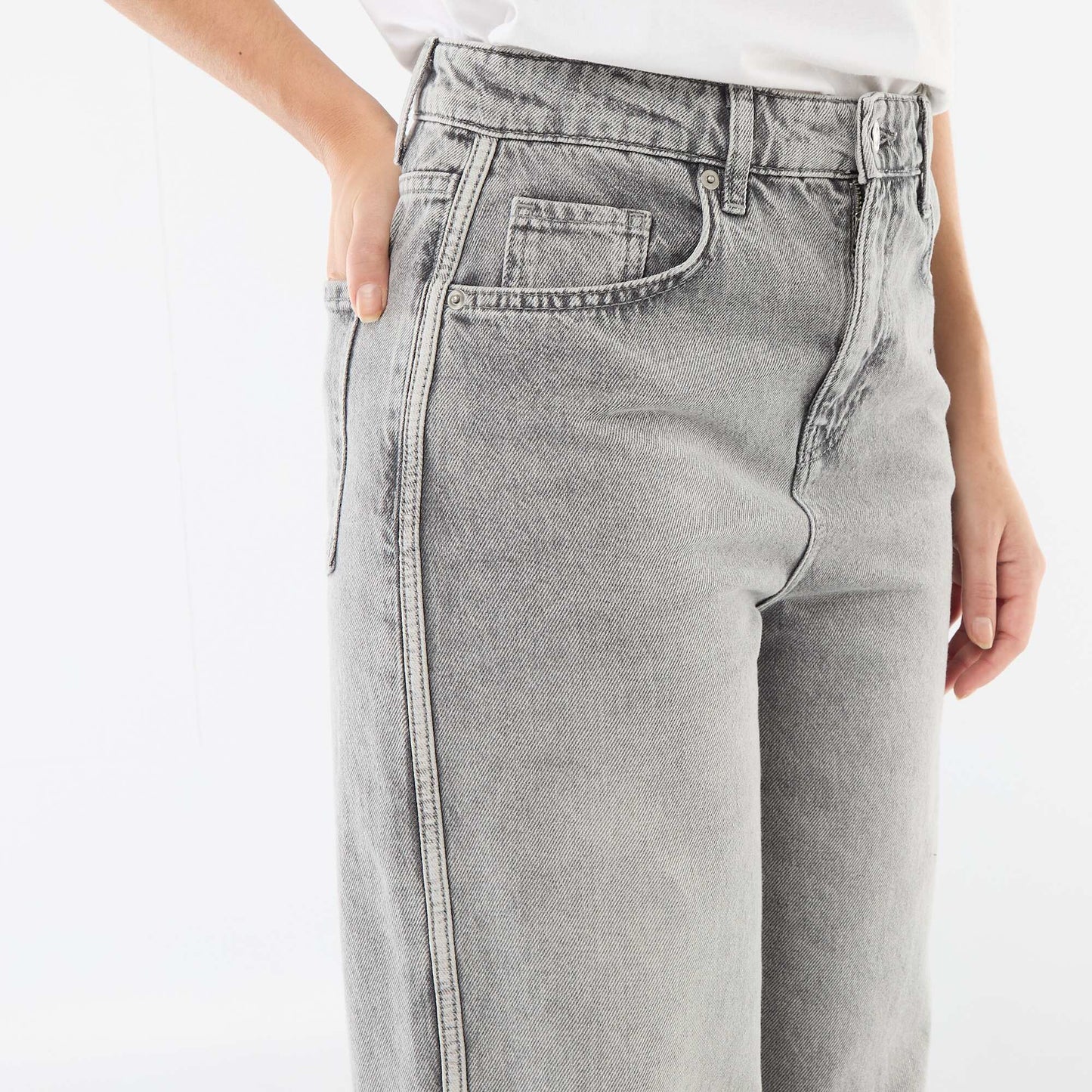 Low-Rise Baggy Jeans GREY