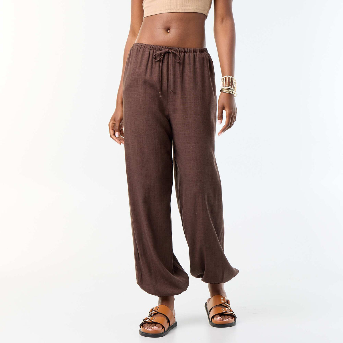 بنطال بالون سادة بجيبين، لون بني