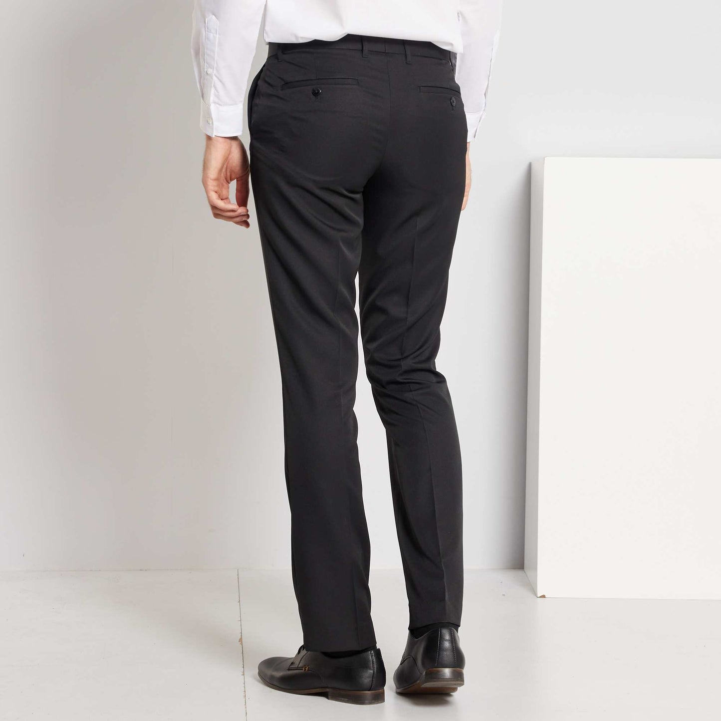 Straight-cut suit trousers black