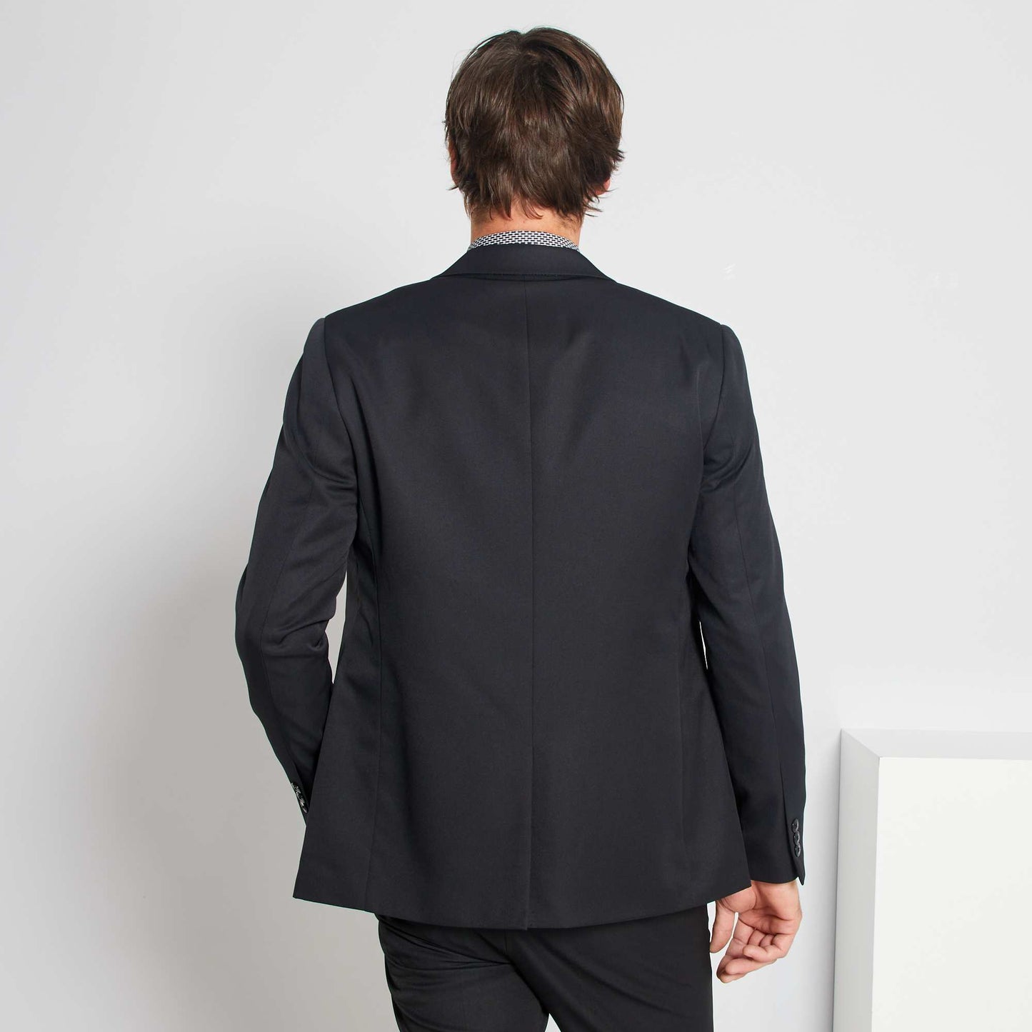 Straight-cut suit jacket black