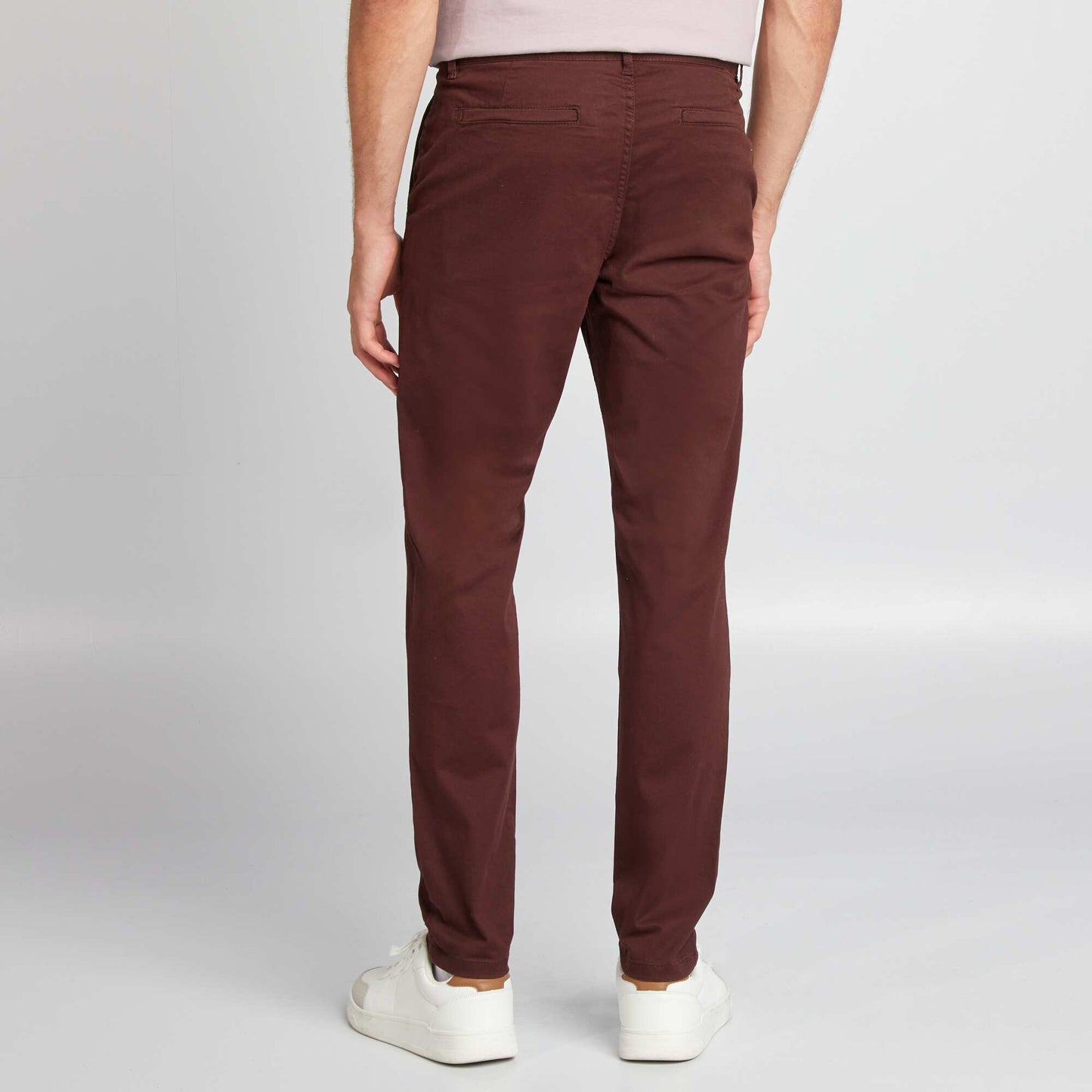 Slim-fit chinos BROWN