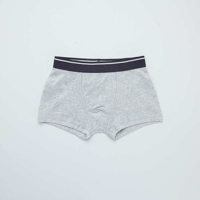 مجموعة من 3 أزواج من السراويل الداخلية باللون البني