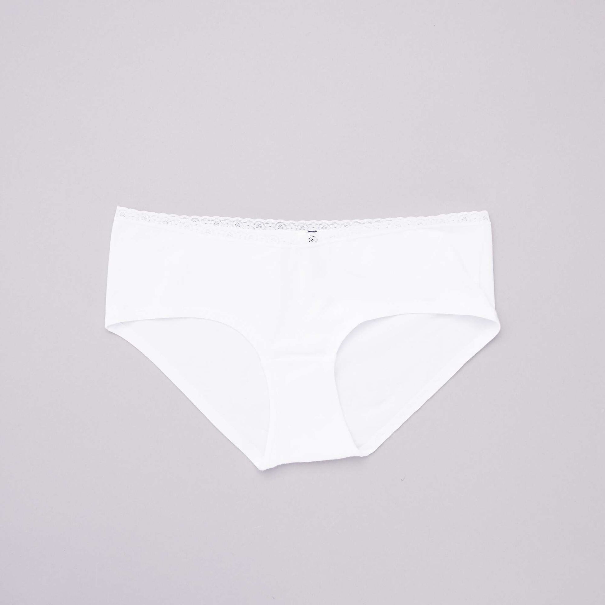 Pack of 3 maternity boy shorts white