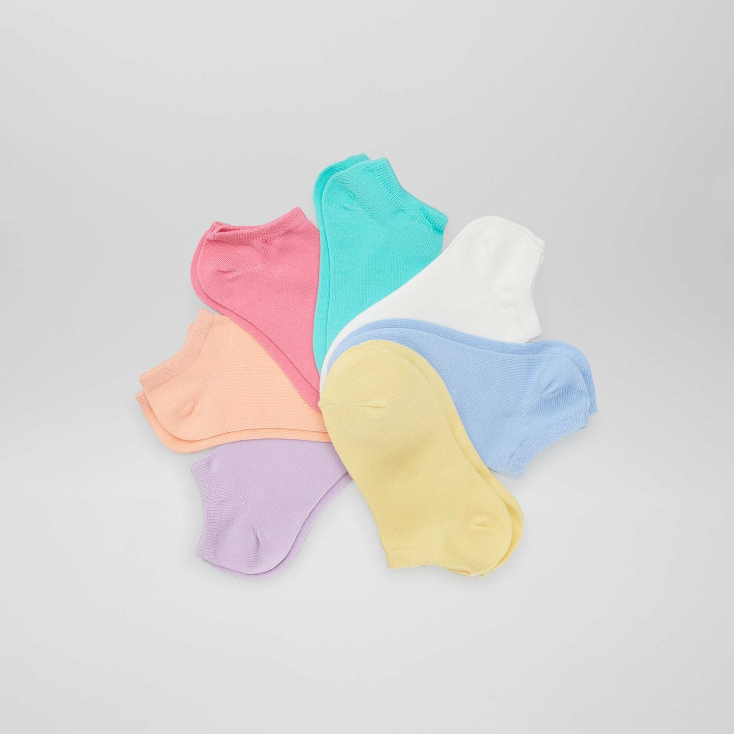 Pack of 7 pairs of trainer socks PINK