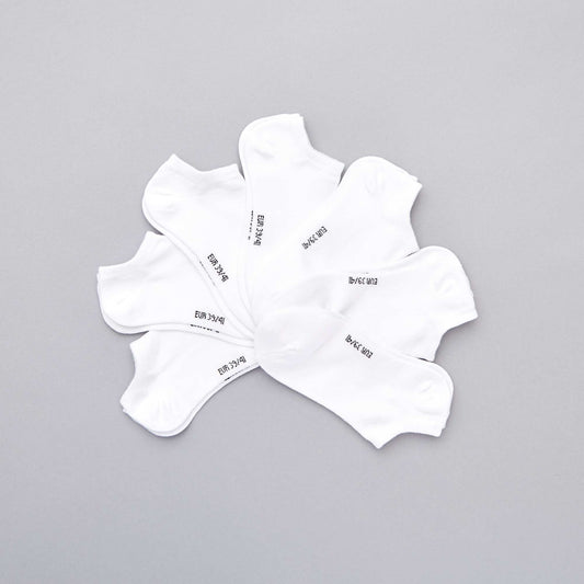 مجموعة من 7 أزواج من الجوارب التدريبية باللون الأبيض