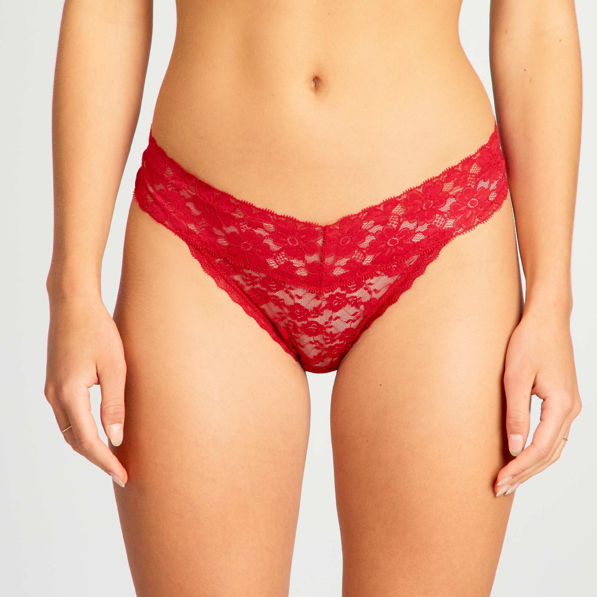 Pack of 3 lace thongs RED