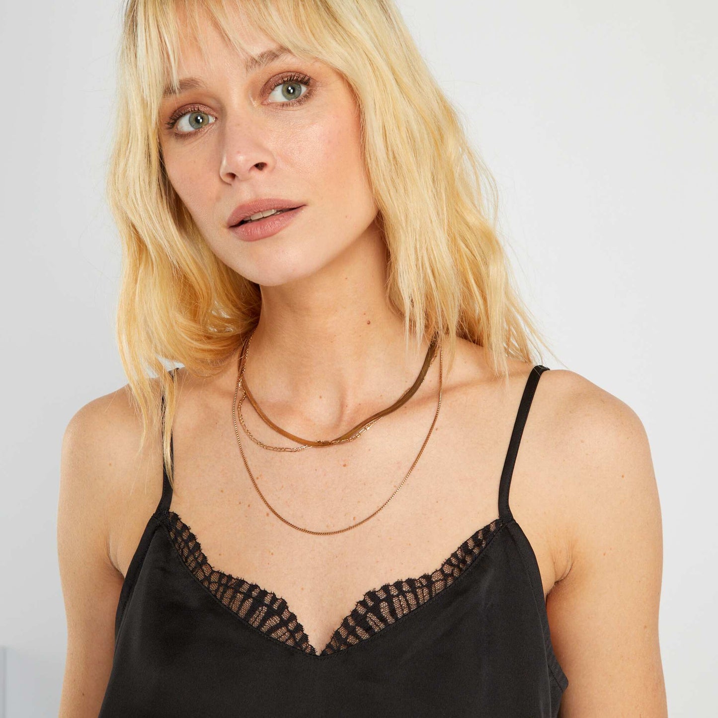 Flowing top black