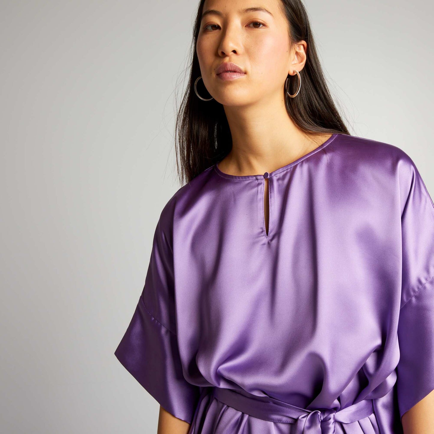 Sleeveless plain satin-effect blouse PURPLE